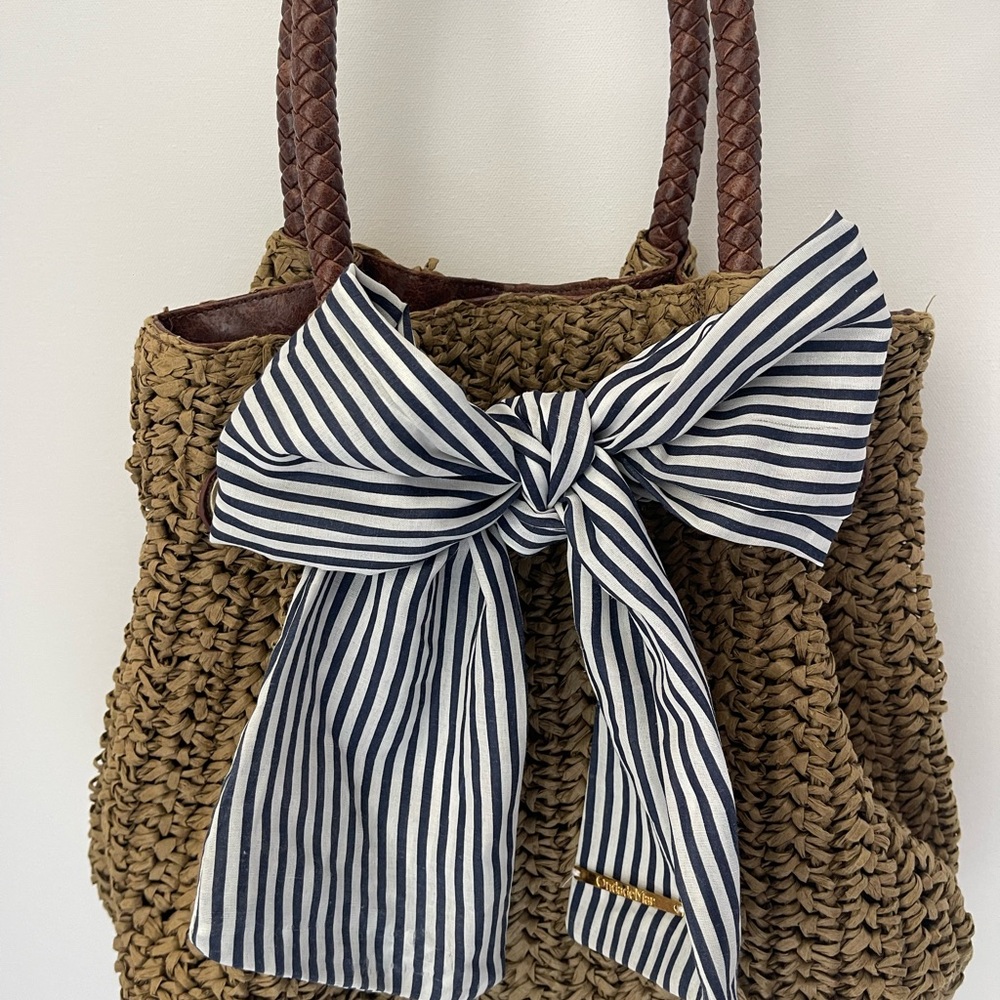 ONDADEMAR - Brown Woven Tote Bag with Striped Bow